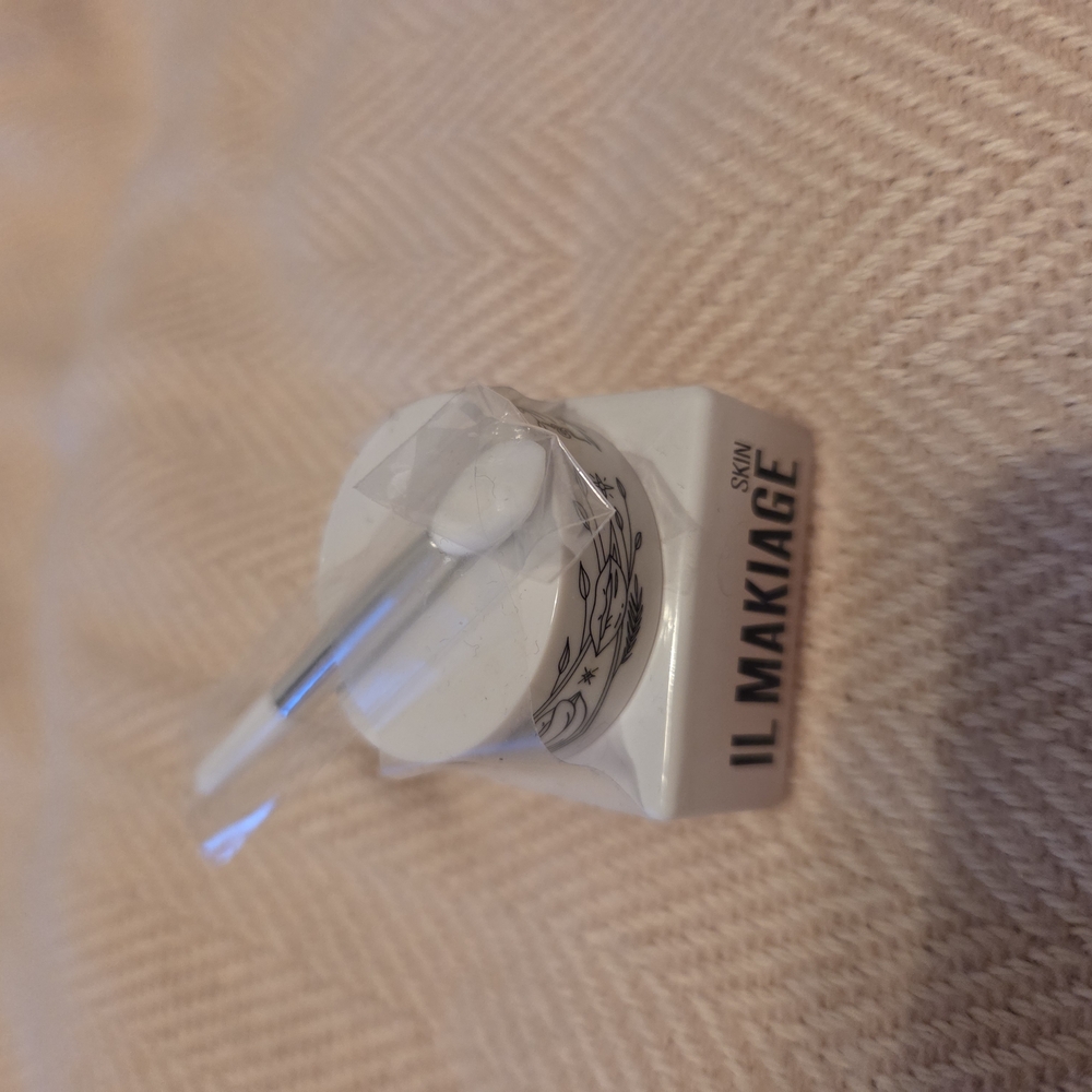 New Unopened IL MAKIAGE Lip Mask